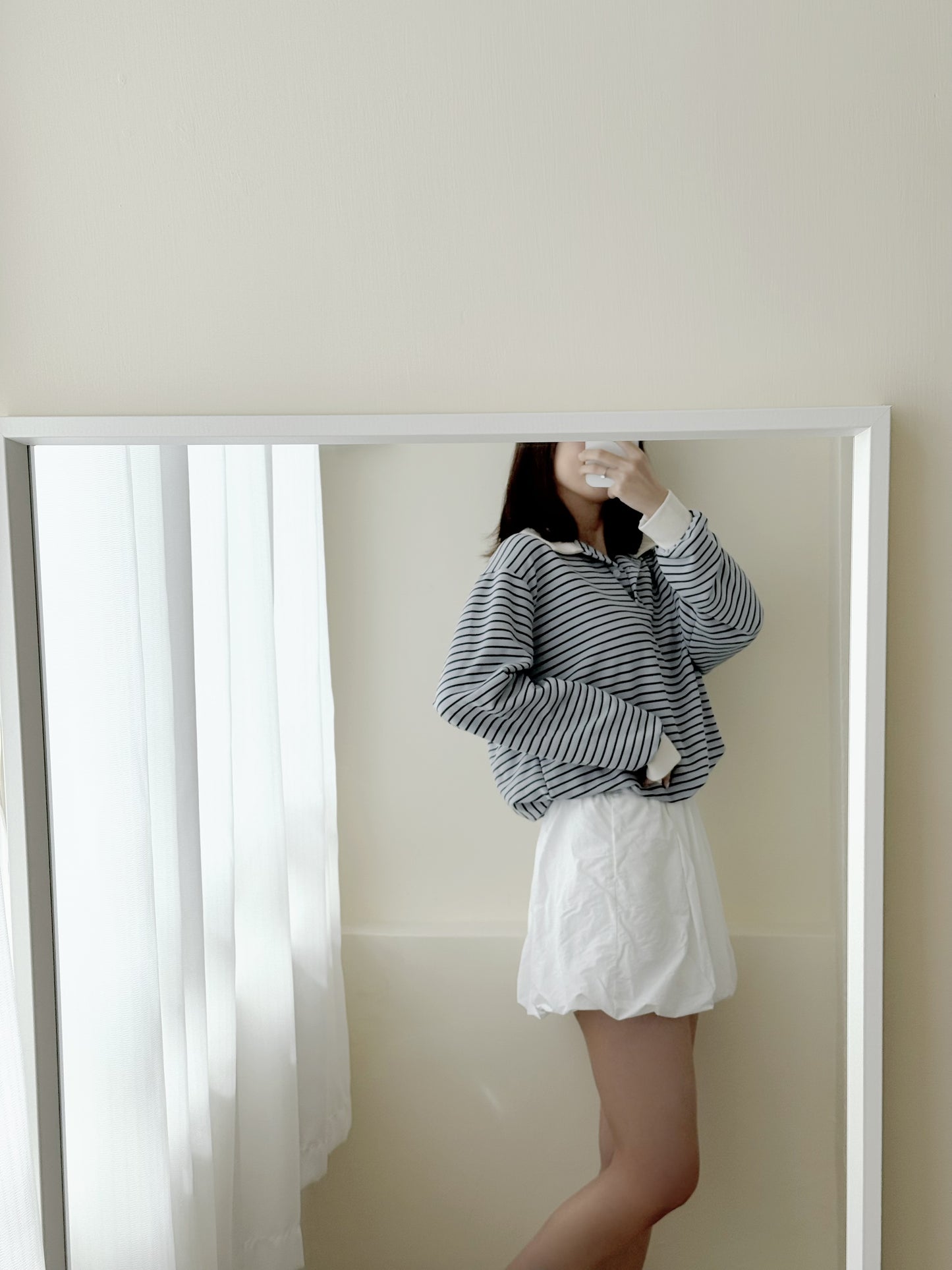 天藍色條紋長袖上衣