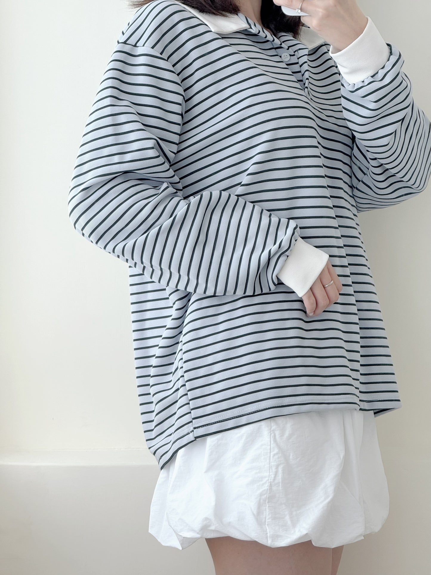 天藍色條紋長袖上衣