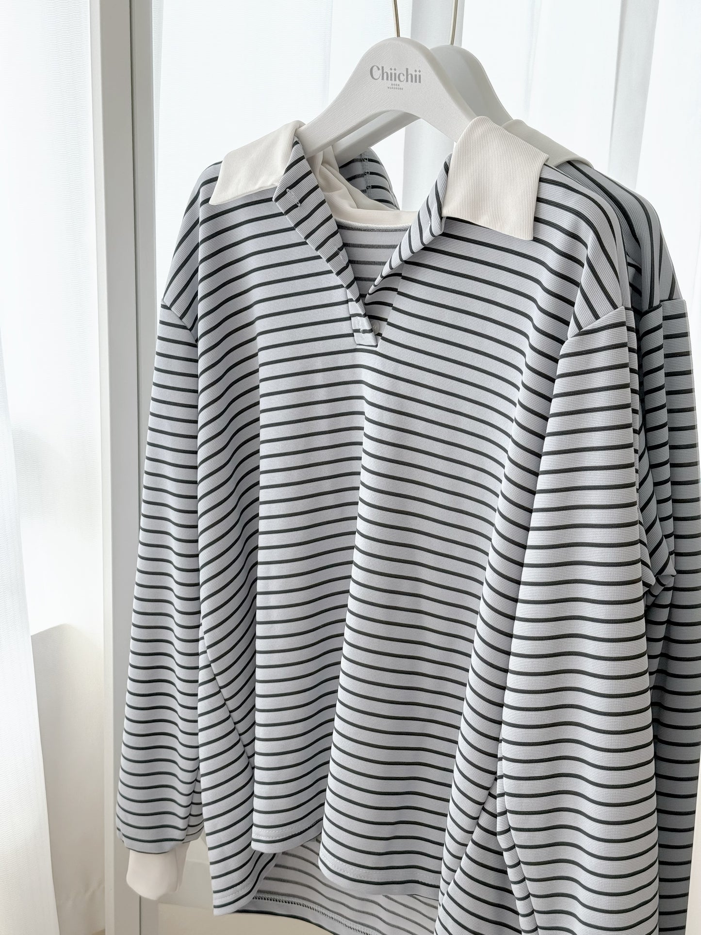 天藍色條紋長袖上衣